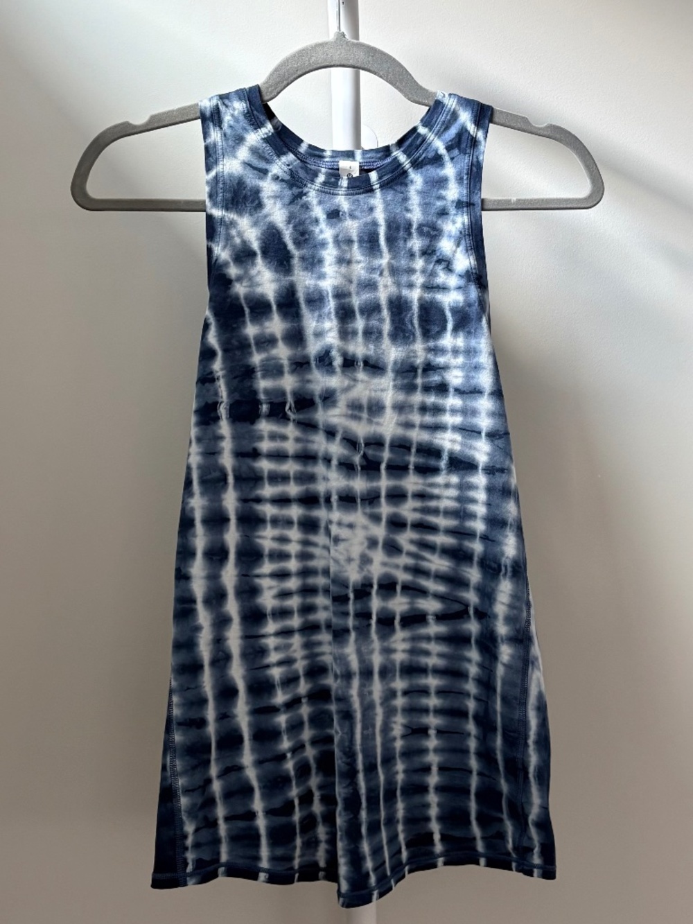 Lululemon All Tied Up Tank Shibori Ocean Air True Navy Blue Size 4